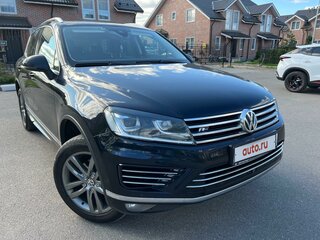 2017 Volkswagen Touareg II Рестайлинг, синий, 2799000 рублей, вид 2