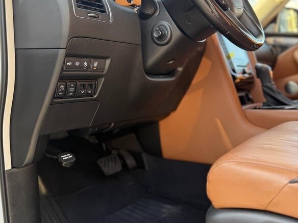 2021 Infiniti QX80 I Рестайлинг 3, белый, 6500000 рублей - вид 15