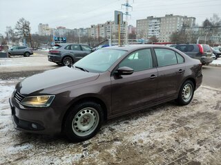 2014 Volkswagen Jetta VI, коричневый, 865000 рублей, вид 3