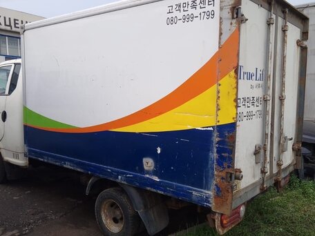 2012 Hyundai Porter II, белый, 800000 рублей, вид 2