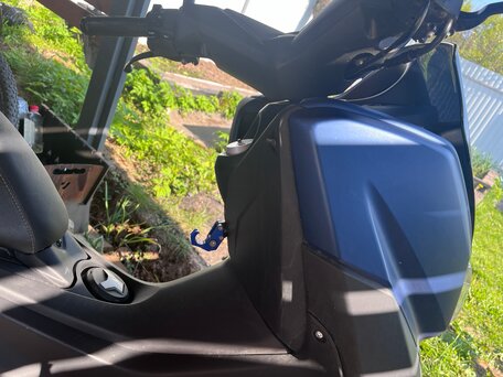 2021 Yamaha NMAX, синий, 350000 рублей, вид 4