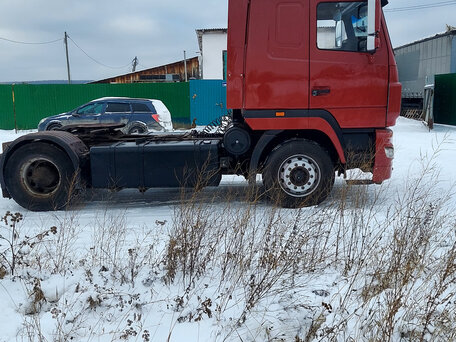 2013 МАЗ 5440, красный, 1600000 рублей, вид 2