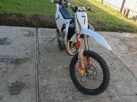 2019 Husqvarna TC 85, белый, 335000 рублей, вид 3