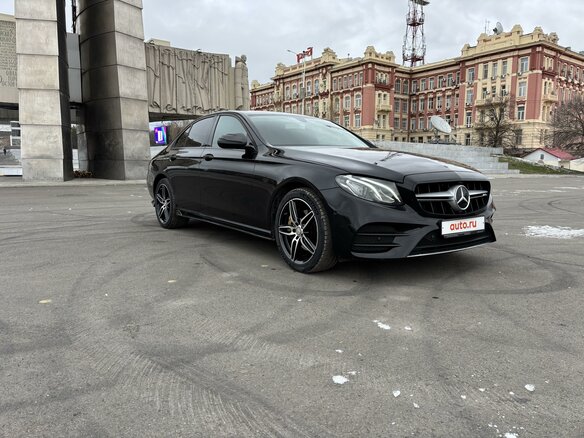 2019 Mercedes-Benz E-Класс 200 V (W213, S213, C238), чёрный, 3550000 рублей - вид 2