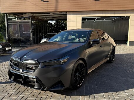 2024 BMW M5 VII (G90), серый, 16200000 рублей, вид 1