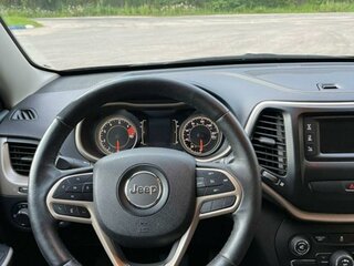 2017 Jeep Cherokee V (KL), чёрный, 1999999 рублей, вид 4