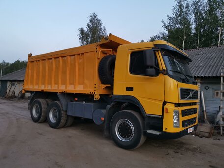 2006 Volvo FM, жёлтый, 4300000 рублей, вид 1