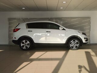 2013 Kia Sportage III, белый, 1550000 рублей, вид 3