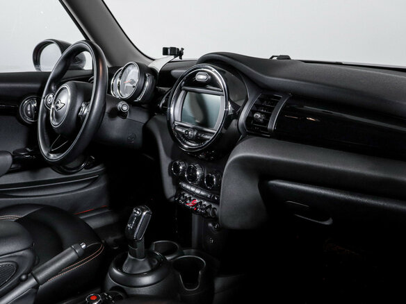2018 Mini Hatch, оранжевый - вид 8