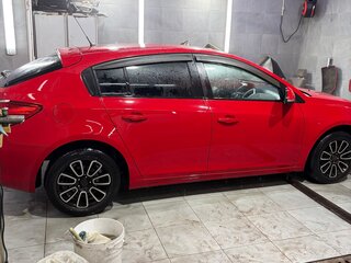 2013 Chevrolet Cruze I Рестайлинг, красный, 690000 рублей, вид 4