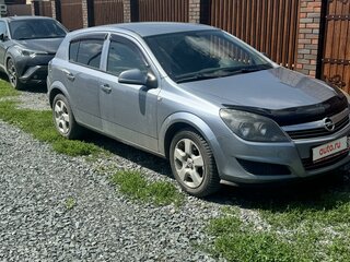 2011 Opel Astra H Рестайлинг, серебристый, 710000 рублей, вид 2