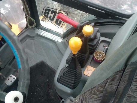 2001 JCB 3CX, жёлтый, 3300000 рублей, вид 2
