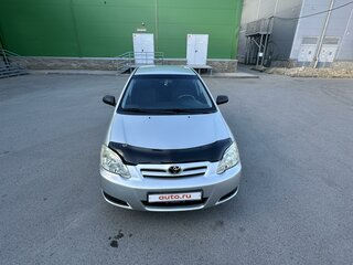 2004 Toyota Corolla IX (E120, E130) Рестайлинг, серебристый, 900000 рублей, вид 3