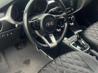 2021 Kia Rio IV Рестайлинг, белый, 1720000 рублей, вид 5