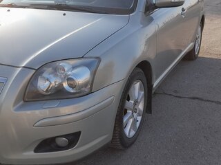 2008 Toyota Avensis II Рестайлинг, серебристый, 920000 рублей, вид 2