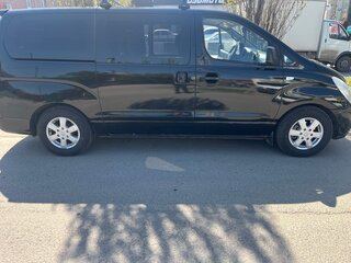 2008 Hyundai Grand Starex I, чёрный, 1350000 рублей, вид 4