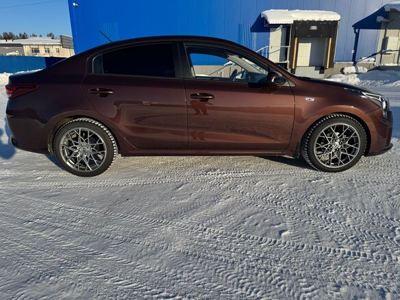 2021 Kia Rio IV Рестайлинг, коричневый, 2200000 рублей - вид 6