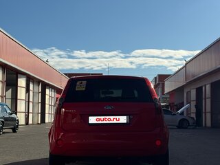 2007 Ford Fiesta Mk5, красный, 570000 рублей, вид 2
