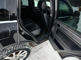 2008 Volkswagen Touareg I Рестайлинг, чёрный, 1310000 рублей, вид 2