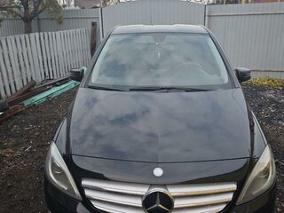 2013 Mercedes-Benz B-Класс 180 II (W246), чёрный, 1300000 рублей, вид 2