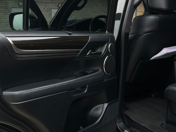 2016 Lexus LX 570 III Рестайлинг 2, чёрный, 6590000 рублей - вид 12