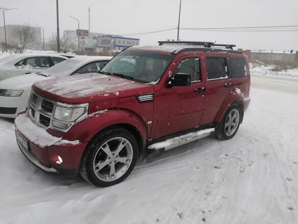 2007 Dodge Nitro, красный, 1000000 рублей - вид 6
