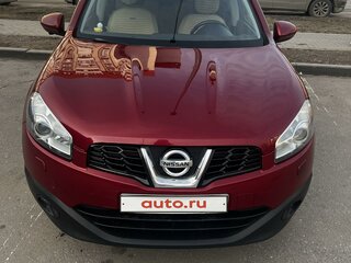 2012 Nissan Qashqai I Рестайлинг, красный, 900000 рублей, вид 2