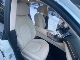 2017 Maserati Levante Diesel I, белый, 6960000 рублей, вид 4