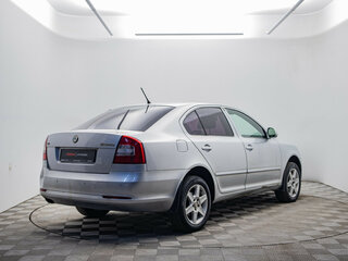 2011 Skoda Octavia II (A5) Рестайлинг, серебристый, 454000 рублей, вид 5