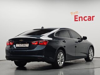 2021 Chevrolet Malibu IX Рестайлинг, серый, 1450000 рублей, вид 2