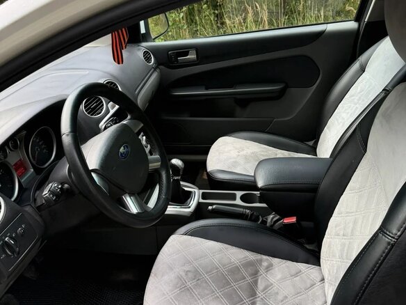 2008 Ford Focus II Рестайлинг, белый, 490000 рублей - вид 4