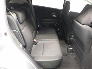 2017 Honda Vezel I, серебристый, 1660000 рублей, вид 4