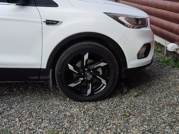 2018 Ford Kuga II Рестайлинг, белый, 1900000 рублей - вид 17