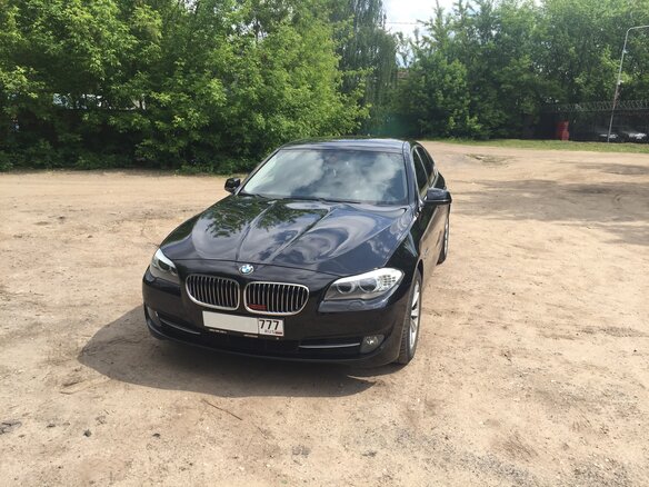 2011 BMW 5 серии 530d xDrive VI (F10/F11/F07), чёрный - вид 26