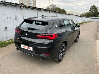 2020 BMW X2 xDrive20i I (F39), чёрный, 4000000 рублей, вид 4