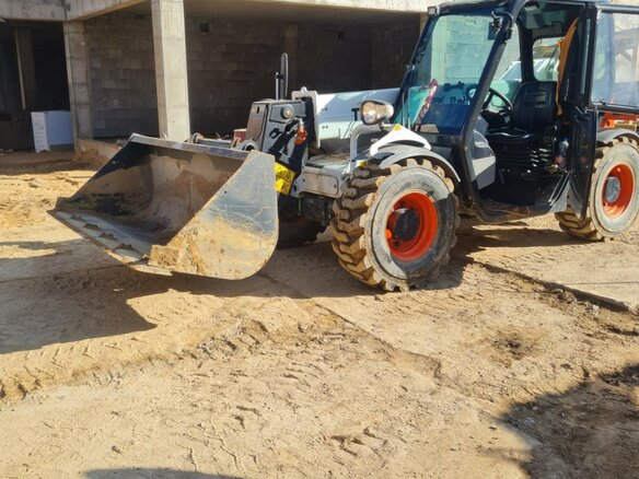 2015 Bobcat T2250, белый, 5700000 рублей - вид 3