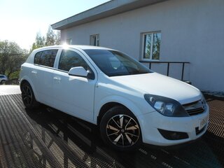 2012 Opel Astra H Рестайлинг, белый, 598000 рублей, вид 1