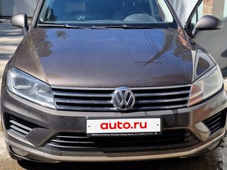 2015 Volkswagen Touareg II Рестайлинг, коричневый, 2750000 рублей, вид 1