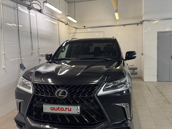 2018 Lexus LX 570 III Рестайлинг 2, чёрный, 8000000 рублей - вид 1