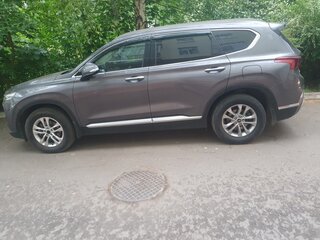 2019 Hyundai Santa Fe IV, серый, 2800000 рублей, вид 2