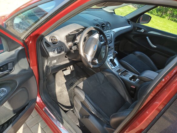 2007 Ford S-MAX I, красный, 750000 рублей - вид 5