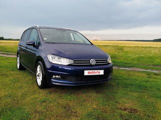 2019 Volkswagen Touran II, синий, 1850000 рублей, вид 4