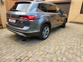 2019 Volkswagen Teramont I, серый, 4200000 рублей, вид 4