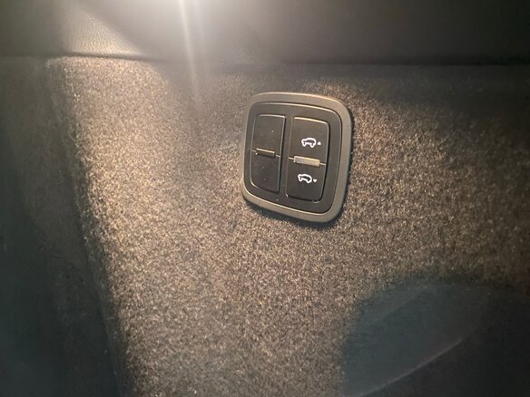 2014 Porsche Macan S I, чёрный, 2399000 рублей - вид 13