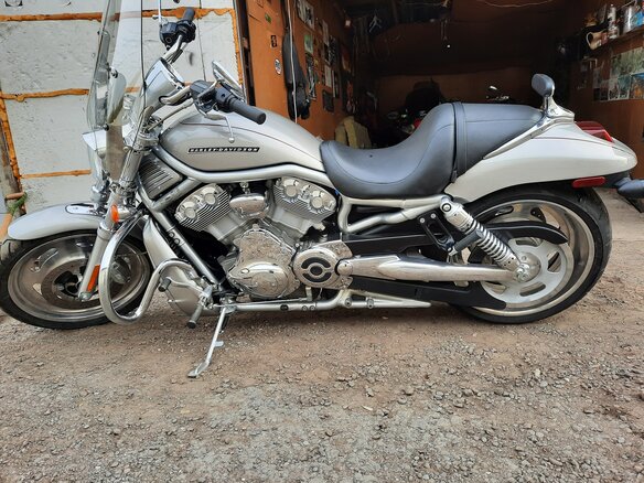 2007 Harley-Davidson V-Rod, серебристый, 1350000 рублей - вид 11