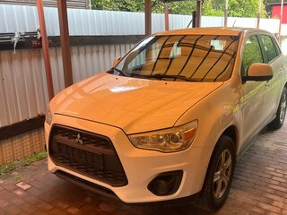 2012 Mitsubishi ASX I Рестайлинг, белый, 1000001 рублей, вид 1