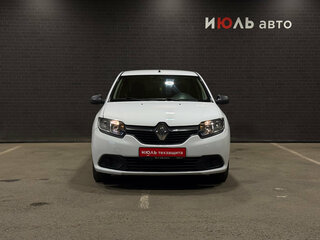 2018 Renault Logan II, белый, 740000 рублей, вид 2