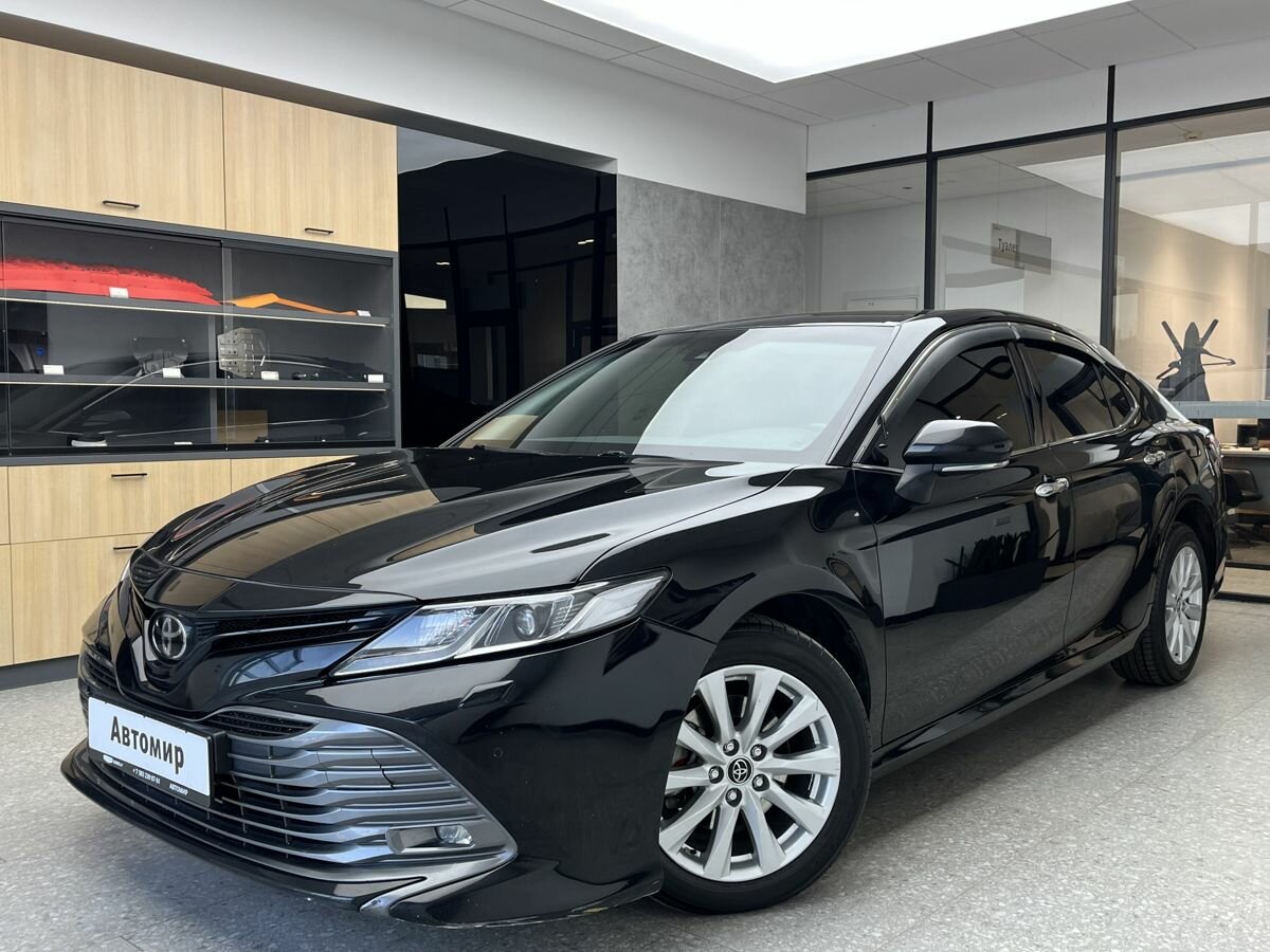 Открыть фотографии: Toyota Camry VIII (XV70)
