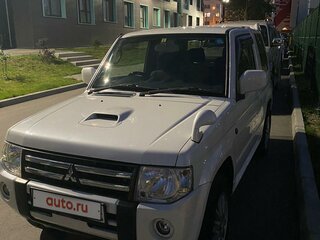 2012 Mitsubishi Pajero Mini II, белый, 700000 рублей, вид 1