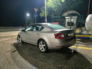 2017 Skoda Octavia III (A7) Рестайлинг, бежевый, 1100000 рублей, вид 4